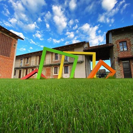Le Cornici - Cascina Di Charme Diano dʼAlba Exterior foto