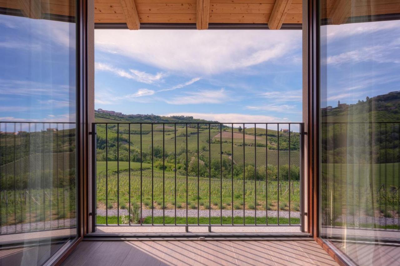 Le Cornici - Cascina Di Charme Diano dʼAlba Exterior foto